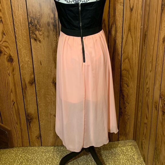 - $5 add in item material Girl lite pink black strapless dress - Picture 4 of 8